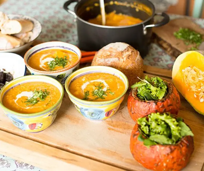 Sopa de lentejas y zapallo asado