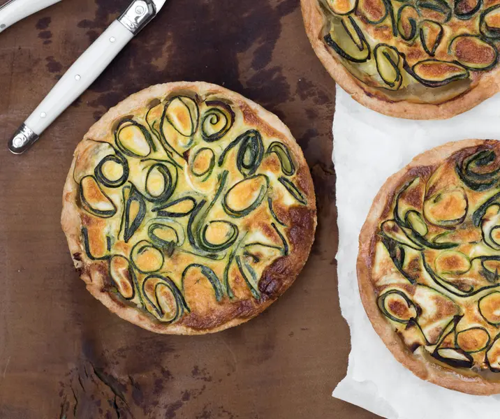 Tartas individuales de zapallo italiano