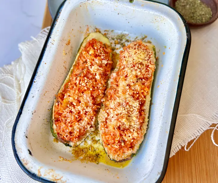 Zapallos italianos rellenos de quínoa