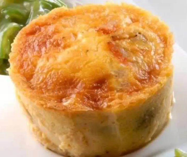 Flan de jamón con papas doradas