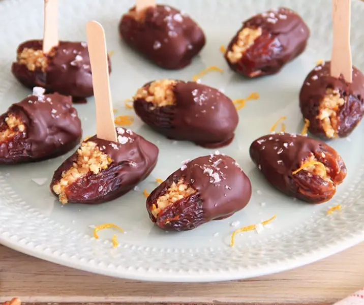 Dátiles con chocolate rellenos thermomix