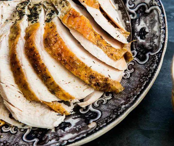 Filetitos de pavo con puré de acelga