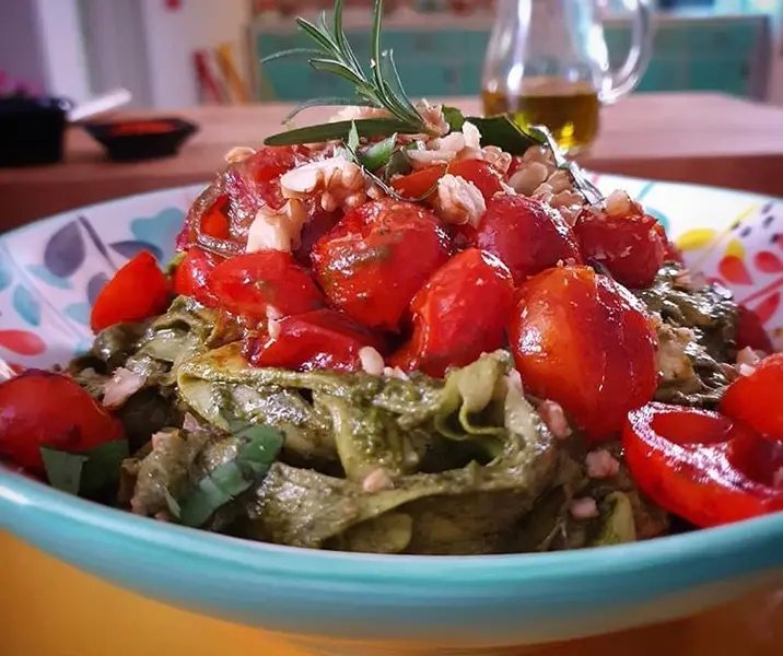Fetuccini vegetal con pesto