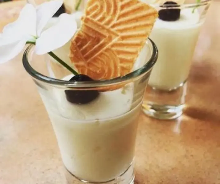 Postre de limón y berries thermomix