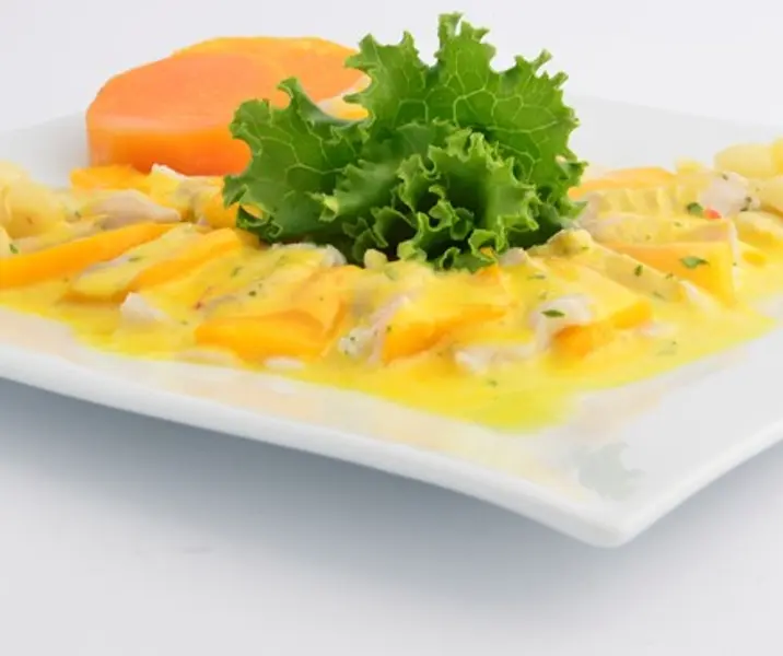 Tiradito de pescado a la peruana