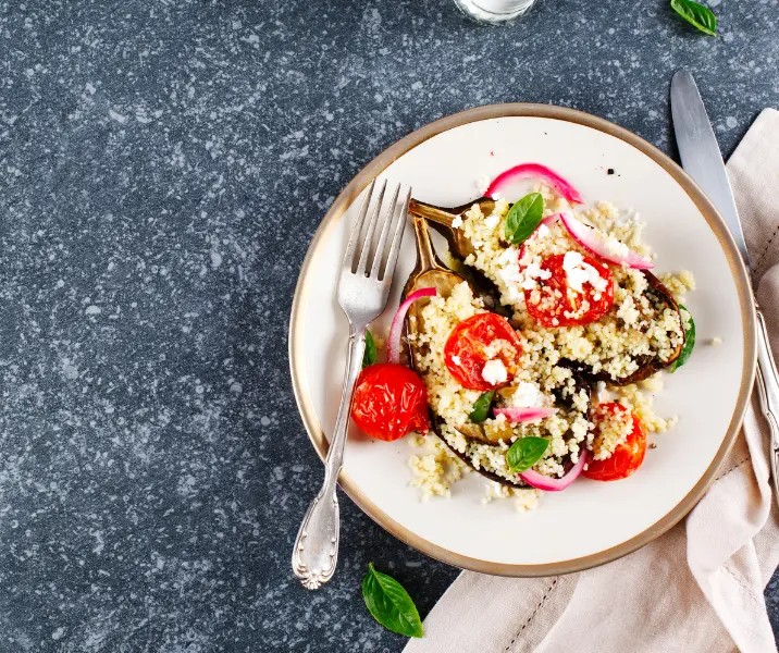 Berenjenas rellenas de cuscús y pavo