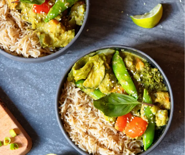 Verduras al curry con arroz basmati
