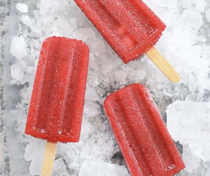 Helados naturales de frutilla