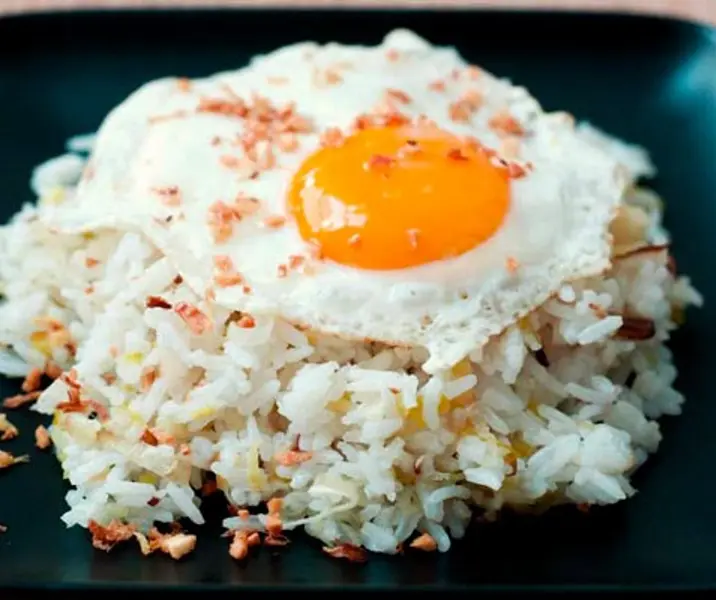 Arroz con huevo
