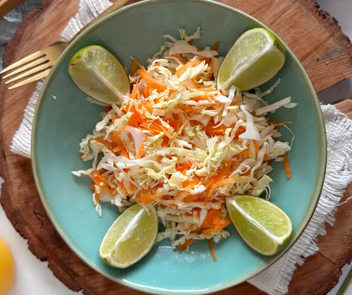 Repollo blanco y zanahoria