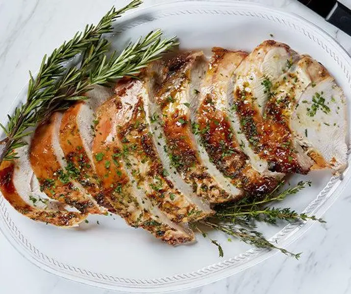 Pavo asado con salsa de manzana