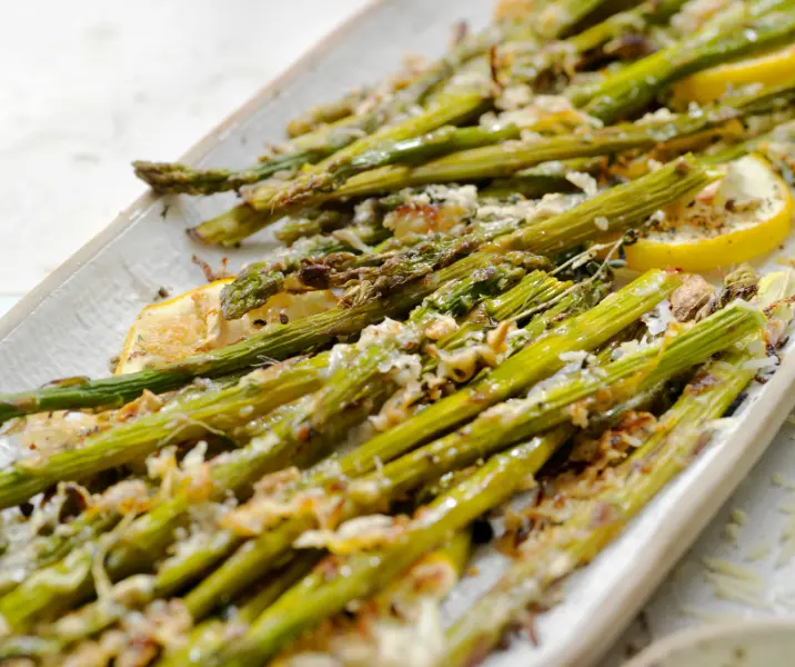 Espárragos asados