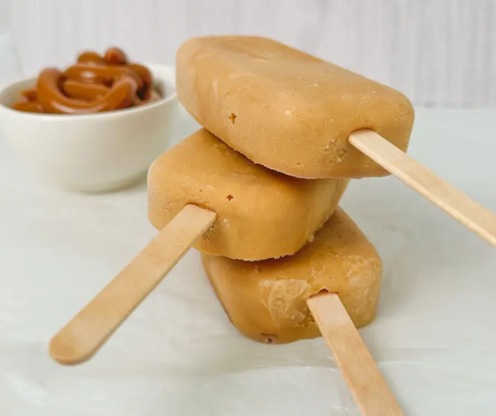 Paletas heladas de manjar