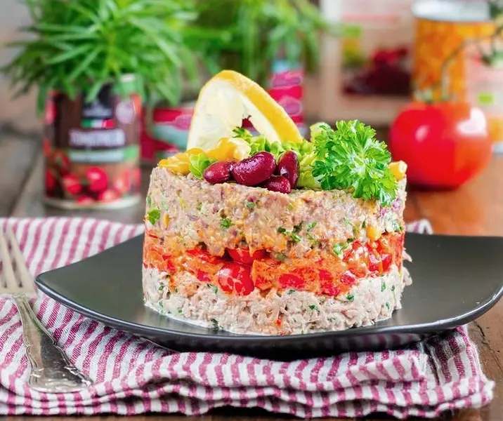 Timbal de atún y otras conservas