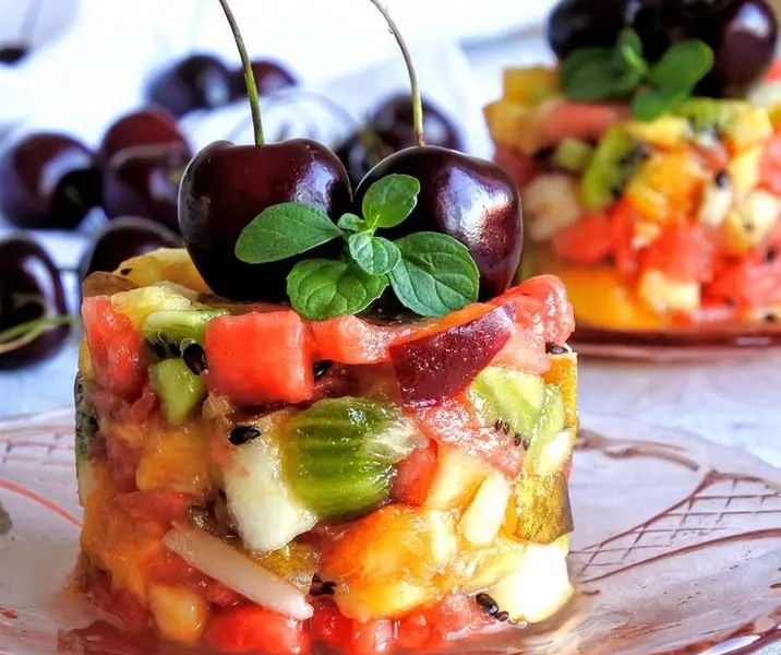 Timbal de frutas al jengibre