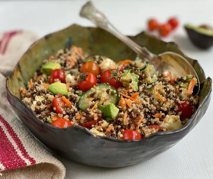 Ensalada de quínoa con lentejas