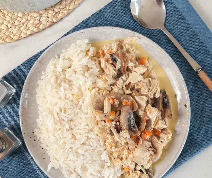 Pavo a la cacerola con champiñones y arroz