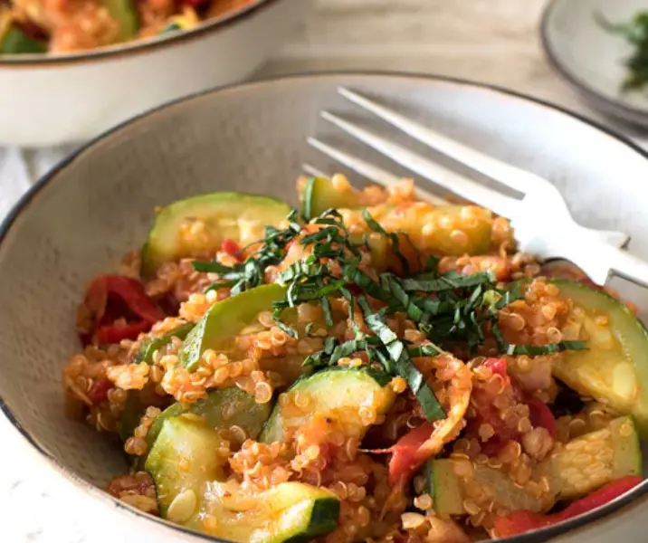 Guiso de quínoa, zapallo y zapallo italiano thermomix