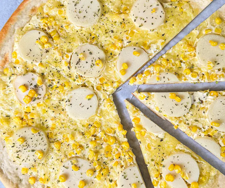 Pizza con palmito y choclo