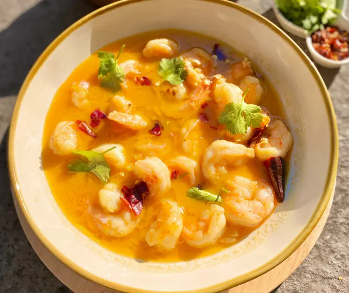 Camarones al pil pil en olla inteligente