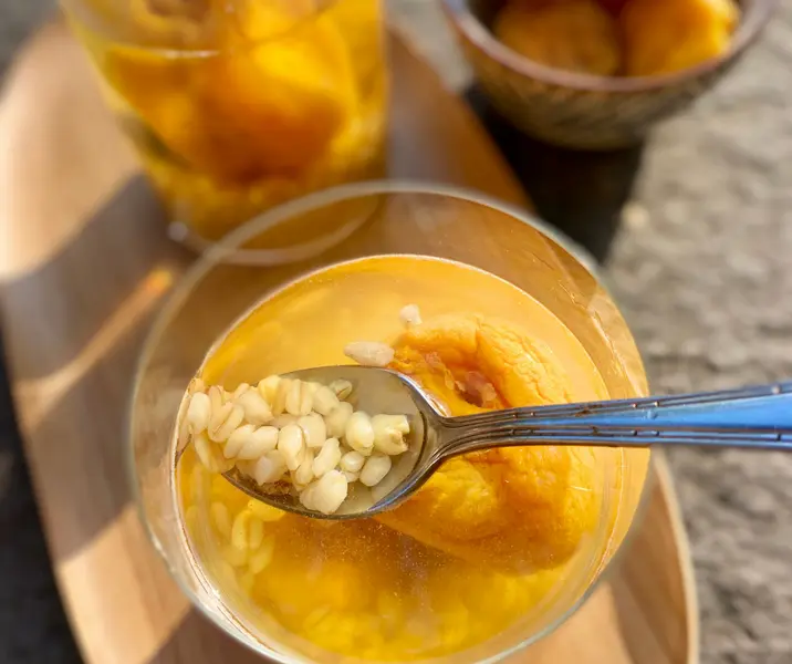 Mote con huesillo en olla inteligente