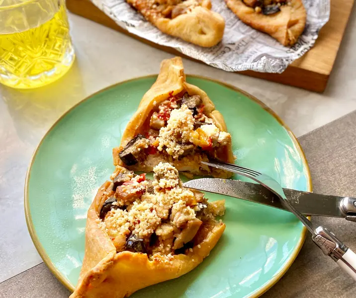 Canoas turcas de pavo y berenjena