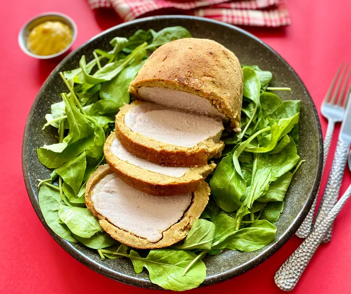 Lomo de cerdo con crujiente de mostaza dijón