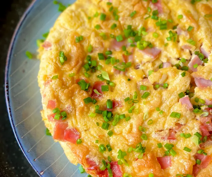 Tarta de queso crema con jamón ahumado