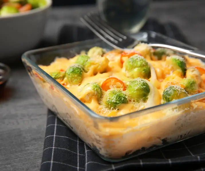 Gratín de repollitos de brusela vegano