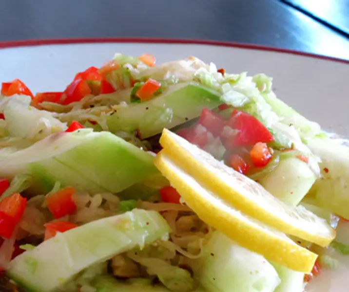 Ensalada de pepino y chucrut