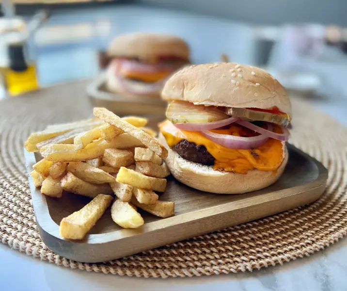 Cheese burger classic