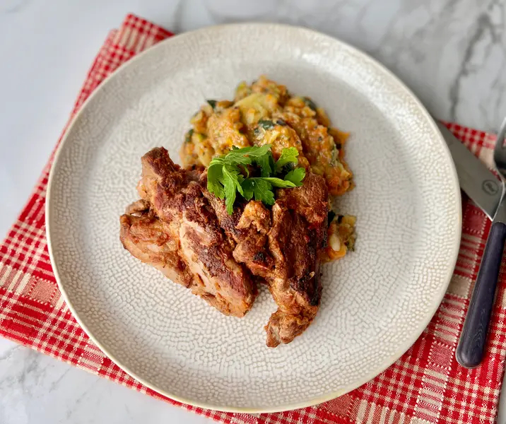 Trutro de pavo a la parrilla con puré de zapallo italiano asado