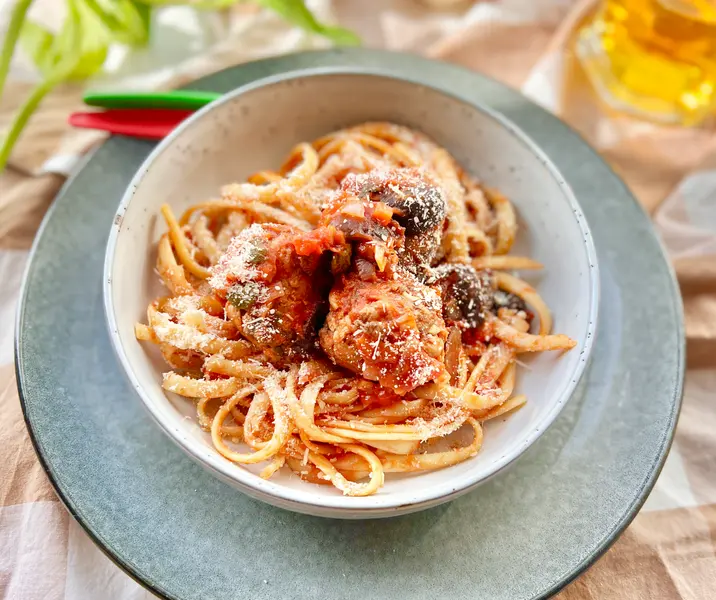 Albóndigas de jurel con espagueti