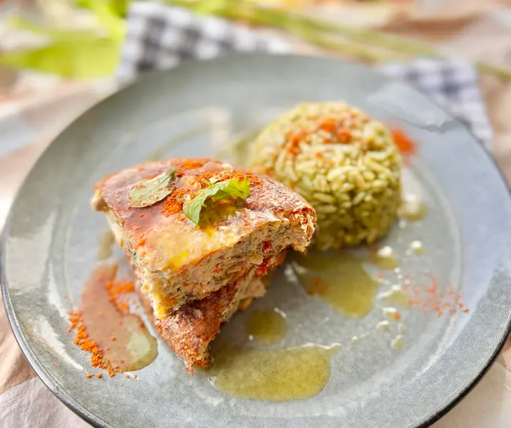 Tortilla de jurel con arroz al cilantro