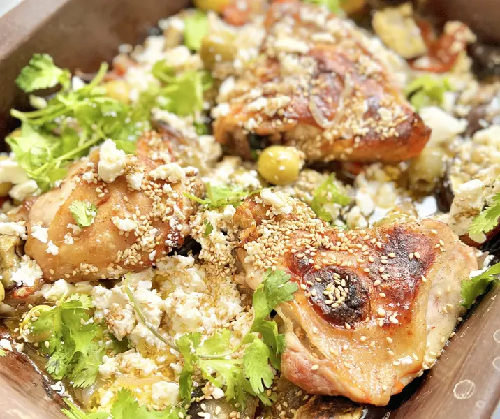 Bandeja griega horneada de trutros cortos marinados sin gluten