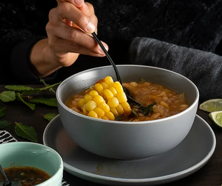 Locro con huevo frito sin gluten