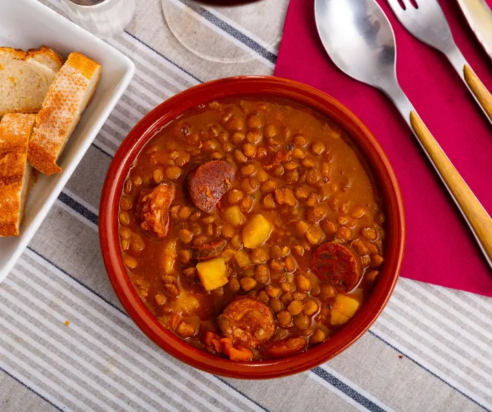 Lentejas con longaniza sin gluten