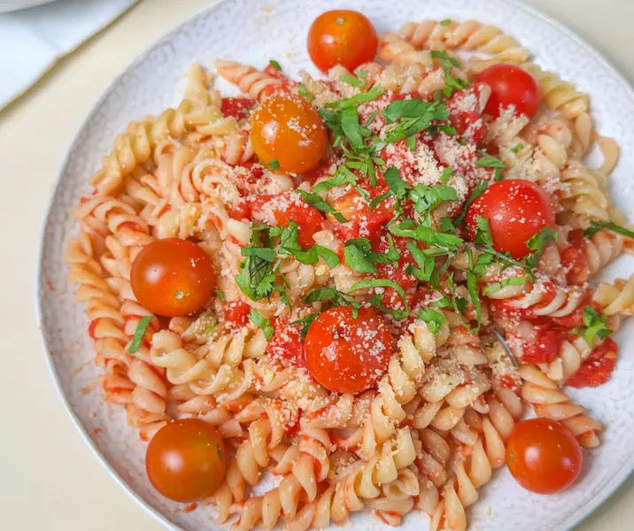 Espirales atomatados con cilantro sin gluten