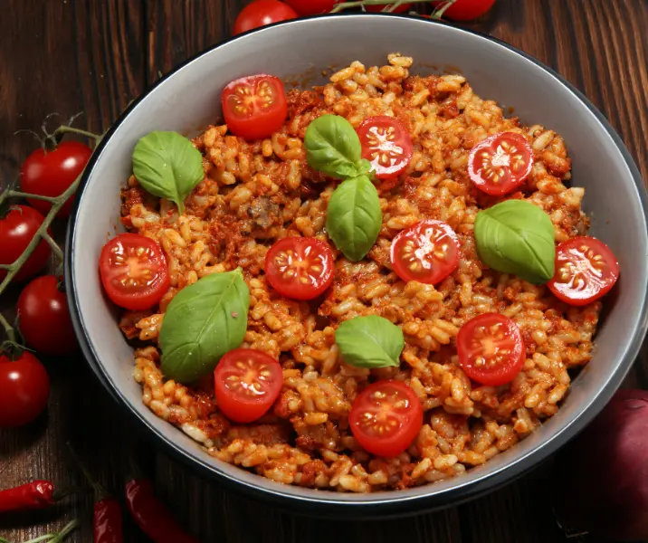 Risotto de tomate y albahaca sin gluten
