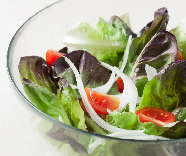 Lechuga, tomate y cebolla sin gluten