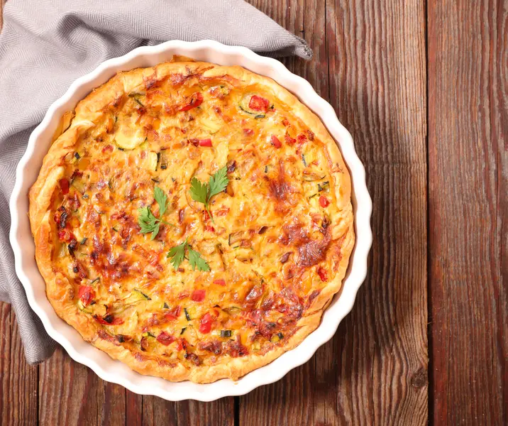 Quiche de cebolla morada y ají amarillo