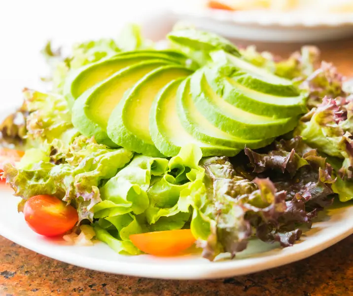 Ensalada verde con palta sin gluten