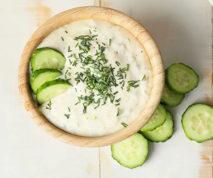 Pepino con aliño de yogurt y ciboulette sin gluten