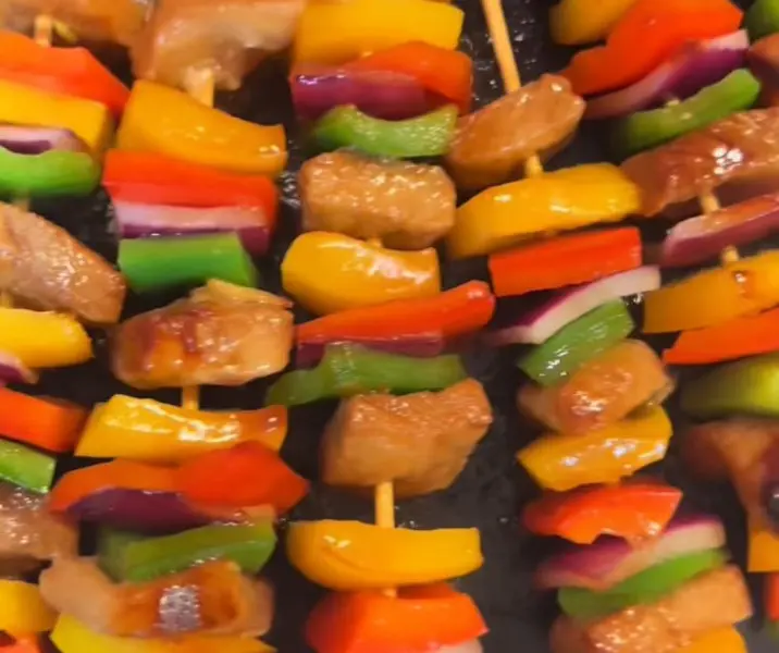 Brochetas de cerdo sin gluten