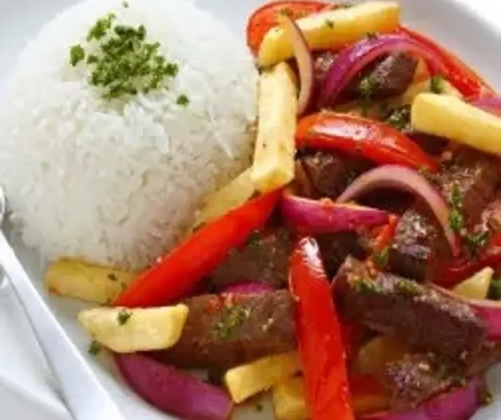 Lomo saltado maría ayuda