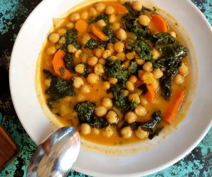 Garbanzos con limón y espinaca maría ayuda