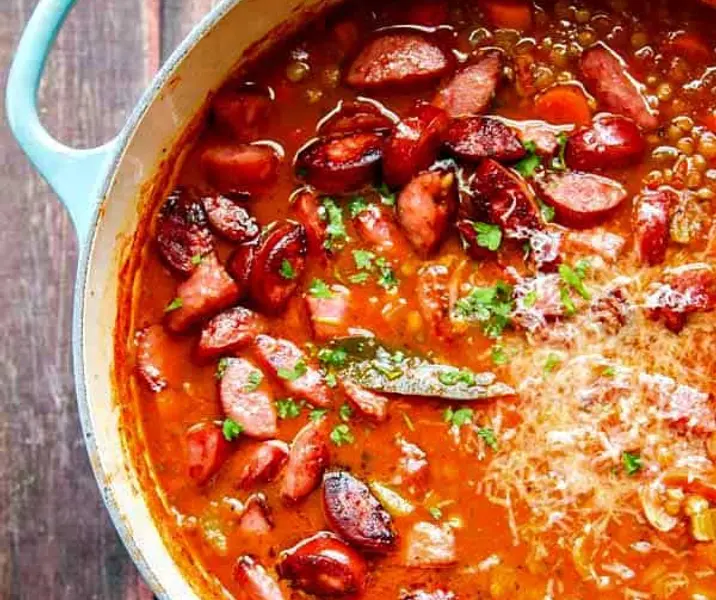 Lentejas con longaniza maría ayuda