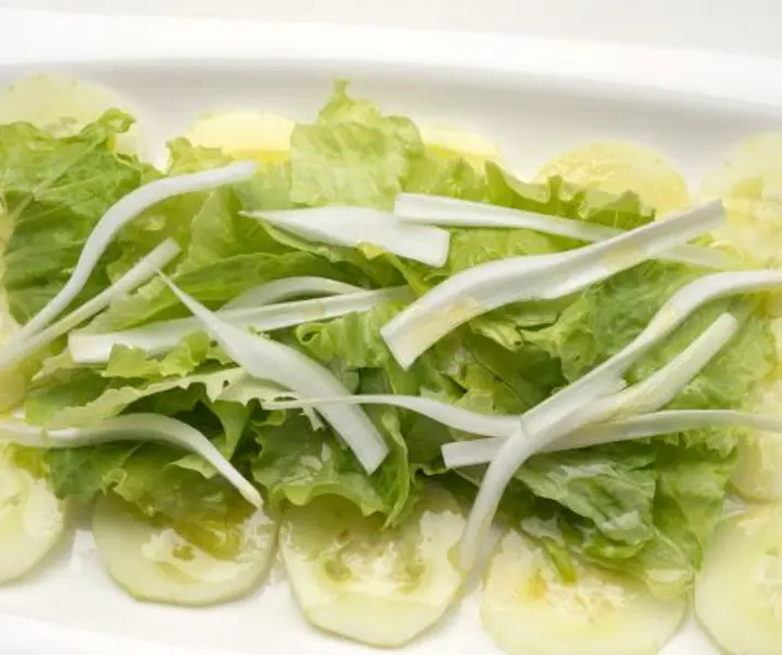 Lechuga con pepino maría ayuda