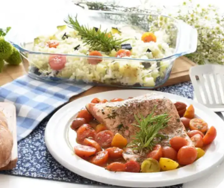 Arroz con salmón al vapor thermomix