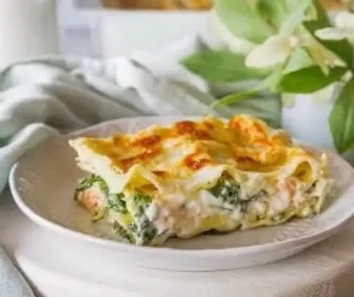 Lasaña de salmón con espinaca maría ayuda